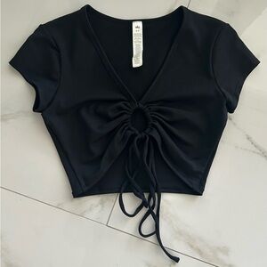 ALO Yoga Black Criss Cross Airbrush Short Sleeve Top